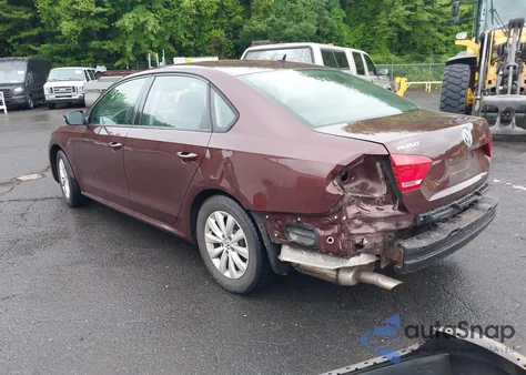 2013 Volkswagen Passat 2.5L S z USA, uszkodzony, nr VIN 1VWAP7A35DC067454